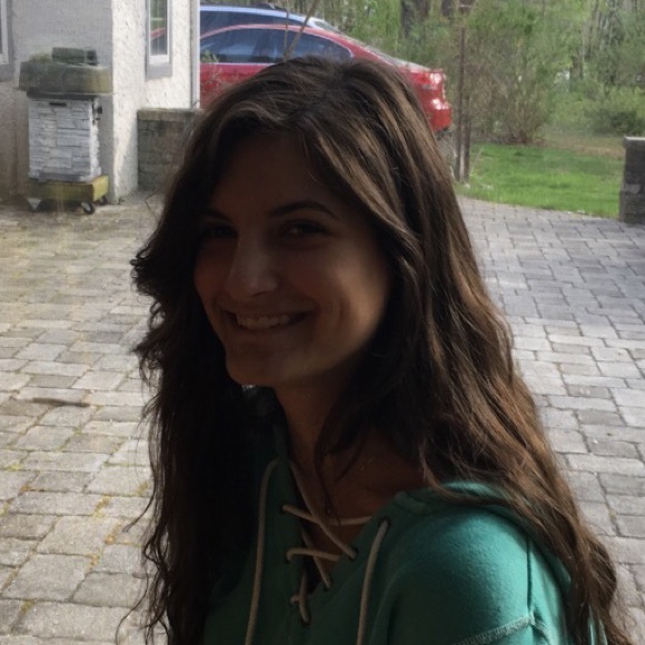 Meet your Posher, Monica - Picture 1 of 1